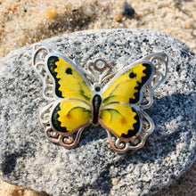 Load image into Gallery viewer, Yellow butterfly 🦋